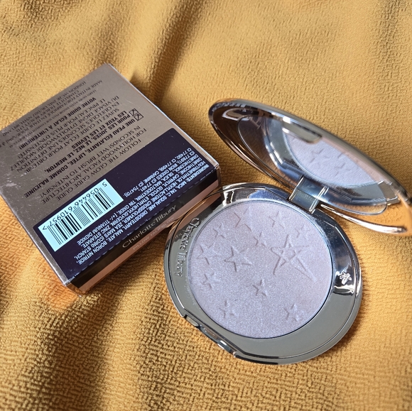Charlotte Tilbury Glow Glide Face Architect Highlighter PINK TALK GLOW - Picture 7 of 7